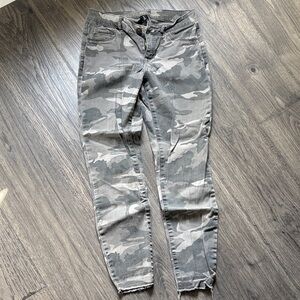 Rewash Gray Camouflage Ankle Jeans